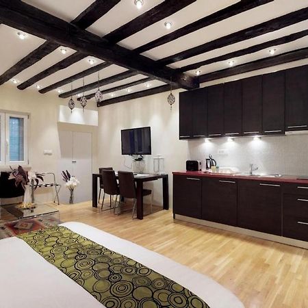 Diocletian Studio Apartments Spalato Esterno foto